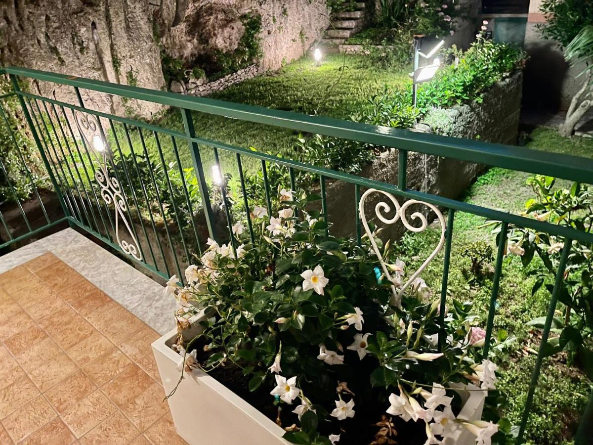 Minori Palace De Luxe Apartment Eksteriør billede